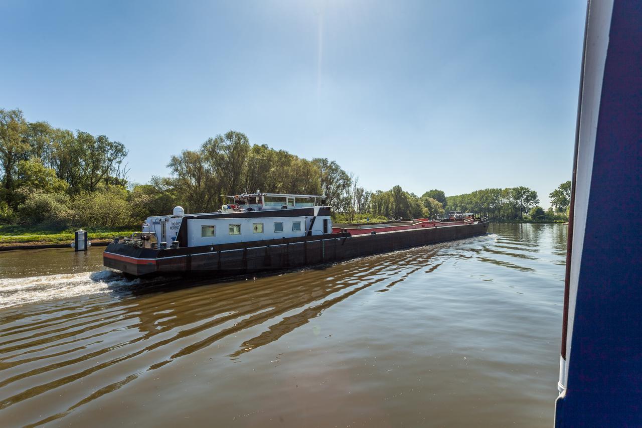 Boat Hotel De Barge Brugge Buitenkant foto